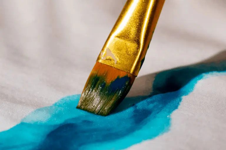 How to Turn Acrylic Paint Into Fabric Paint Without a Medium Blended